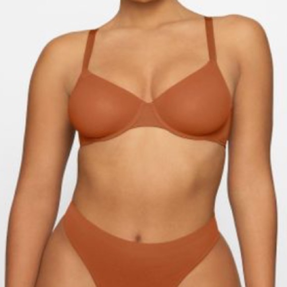 COPY - Brand New Skims Bra, 32B, Unlined Demi Bronze bra, Extremely comfortable